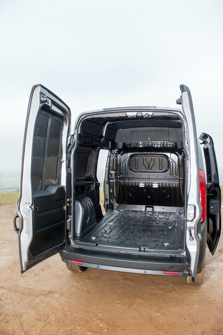  Fiat Doblo XL 2015 года  (UK) (фото 7 из 10)